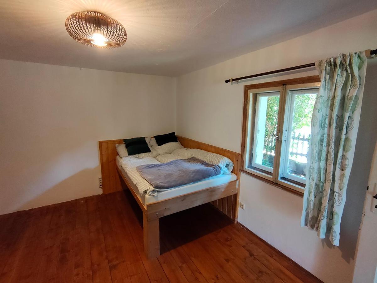 Gemuetliche Ferienwohnung Mit Kamin Und Garten Гарміш-Партенкірхен Екстер'єр фото
